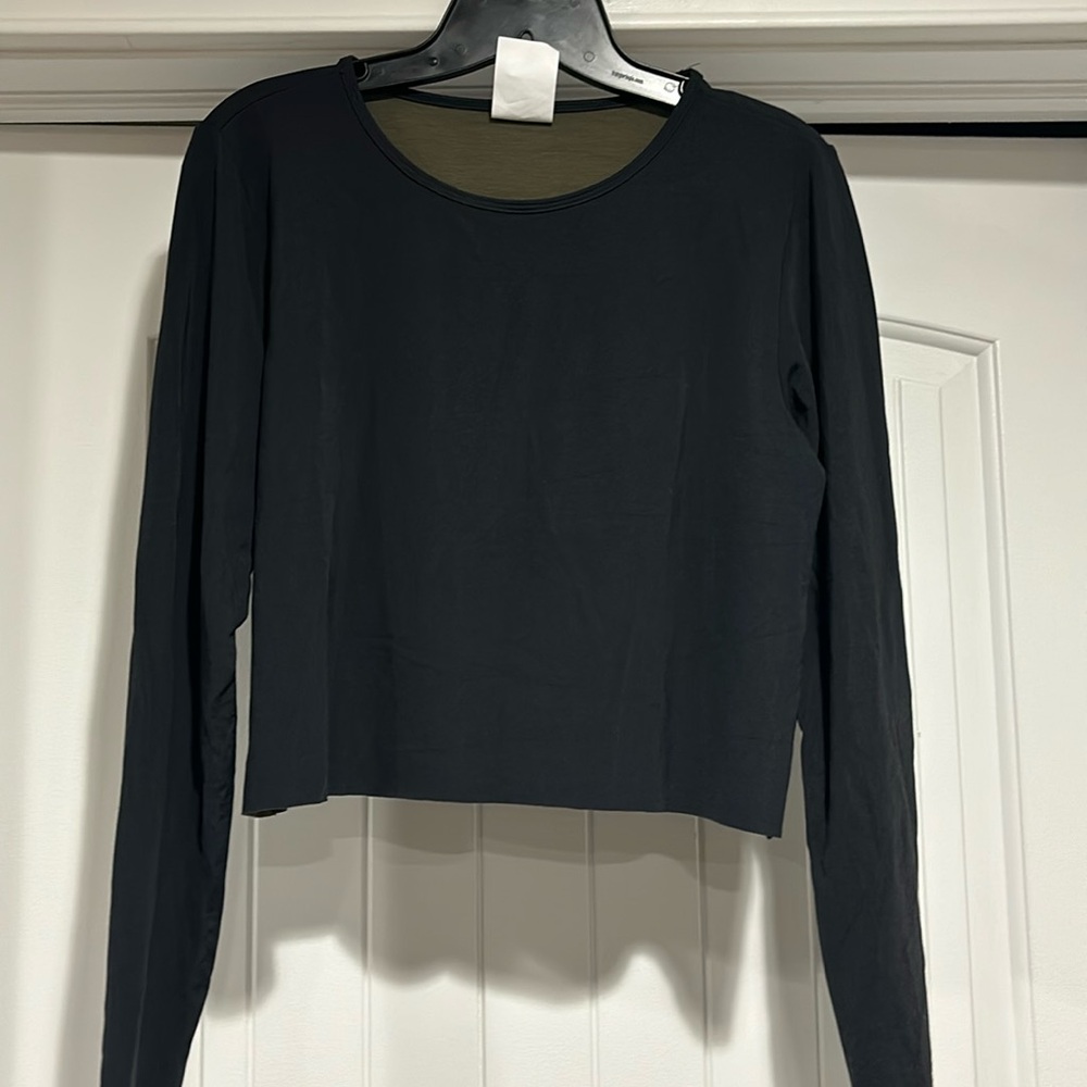 Define Your Inspiration Long Sleeve Beauty Lounge Size M.